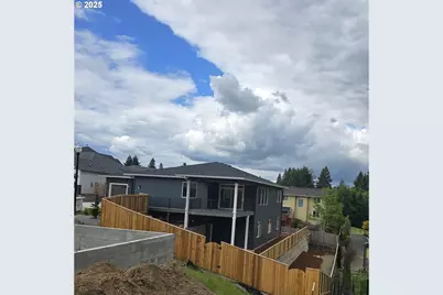 1100 NW 111th Cir, Vancouver, WA 98685 - Photo 3