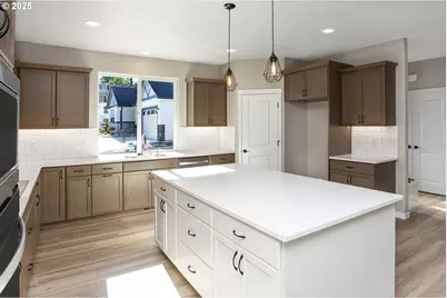 1100 NW 111th Cir, Vancouver, WA 98685 - Photo 11