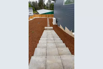 1100 NW 111th Cir, Vancouver, WA 98685 - Photo 35