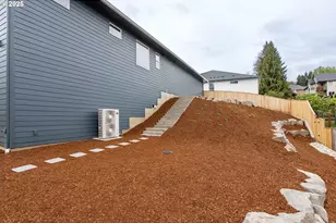 1100 NW 111th Cir, Vancouver, WA 98685 - Photo 33