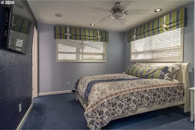 1821 NW Sellwood St, Roseburg, OR 97471 - Photo 17