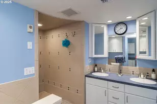 1821 NW Sellwood St, Roseburg, OR 97471 - Photo 35