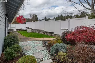 1821 NW Sellwood St, Roseburg, OR 97471 - Photo 45