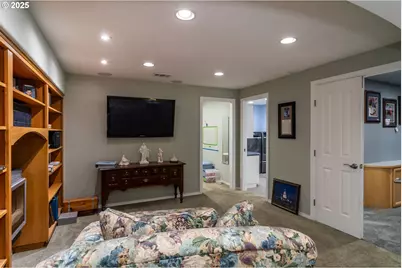 1821 NW Sellwood St, Roseburg, OR 97471 - Photo 31