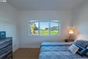 1122 Three Wood Dr, Bandon, OR 97411 - Photo 27