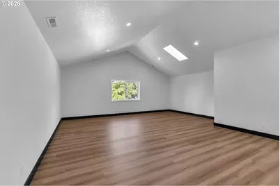 550 SE 8th Ave, Hillsboro, OR 97123 - Photo 9