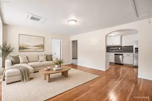 11745 SE Pine St, Portland, OR 97216 - Photo 5