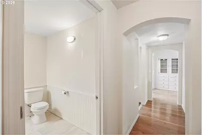 11745 SE Pine St, Portland, OR 97216 - Photo 17