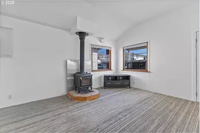 1833 N Jantzen Ave, Portland, OR 97217 - Photo 7