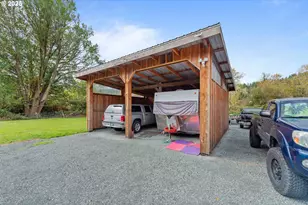 54124 Old Broadbent Rd, Myrtle Point, OR 97458 - Photo 35