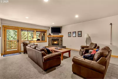 31254 E Collins Lake Rd #22, Government Camp, OR 97028 - Photo 17