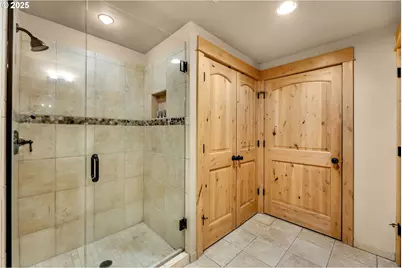 31254 E Collins Lake Rd #22, Government Camp, OR 97028 - Photo 29