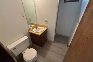 6571 Oakridge Dr, Gladstone, OR 97027 - Photo 31