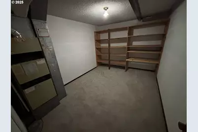 6571 Oakridge Dr, Gladstone, OR 97027 - Photo 37