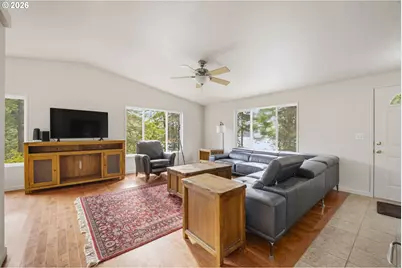 88686 Chapman Rd, Florence, OR 97439 - Photo 5