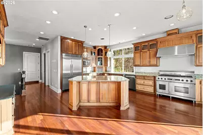 8336 NW Thompson Rd, Portland, OR 97229 - Photo 7