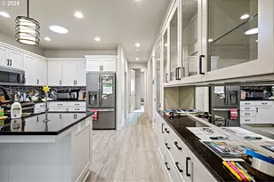 2072 Lakeland Way, Eugene, OR 97408 - Photo 13