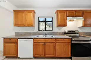3206 SE 87th Ave, Portland, OR 97266 - Photo 13