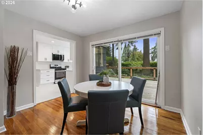 9511 NE Skidmore St, Portland, OR 97220 - Photo 9