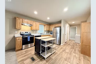 1040 SW 11th St #44, Hermiston, OR 97838 - Photo 9