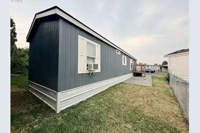 1040 SW 11th St #44, Hermiston, OR 97838 - Photo 3