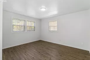 311 SE 155th Pl, Portland, OR 97233 - Photo 23