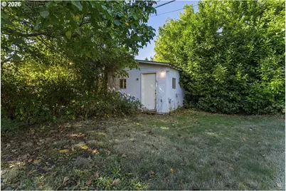 311 SE 155th Pl, Portland, OR 97233 - Photo 47