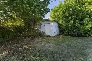 311 SE 155th Pl, Portland, OR 97233 - Photo 47