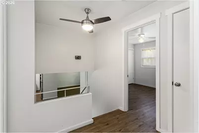 311 SE 155th Pl, Portland, OR 97233 - Photo 33
