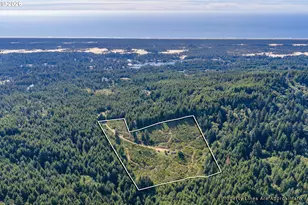 70113 Stage Rd, North Bend, OR 97459 - Photo 1