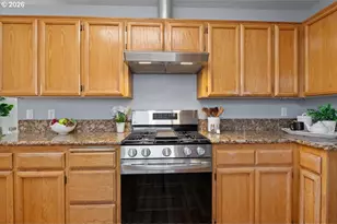 4240 NE Paintbrush Ct, Salem, OR 97305 - Photo 17