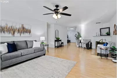 4240 NE Paintbrush Ct, Salem, OR 97305 - Photo 7