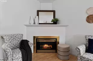 4240 NE Paintbrush Ct, Salem, OR 97305 - Photo 9