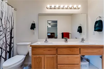 5985 Firestone Dr, Eugene, OR 97402 - Photo 13