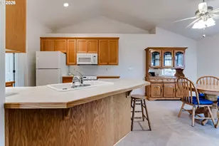 5985 Firestone Dr, Eugene, OR 97402 - Photo 9