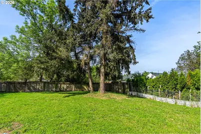 2567 Wood Ave, Eugene, OR 97402 - Photo 25