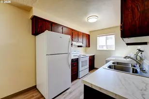 164 NE 4th Ave, Canby, OR 97013 - Photo 9