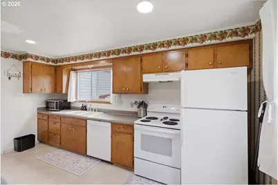 123 N Santiam Hwy, Gates, OR 97346 - Photo 11