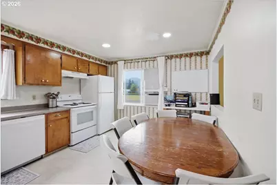123 N Santiam Hwy, Gates, OR 97346 - Photo 9