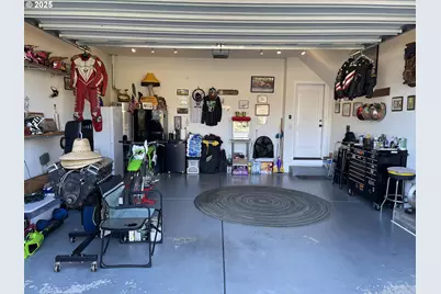 165 Danielle Dr, Winston, OR 97496 - Photo 23