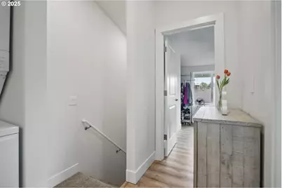 16317 SE Salmon St #B, Portland, OR 97233 - Photo 13