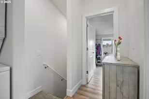 16317 SE Salmon St, Portland, OR 97233 - Photo 13