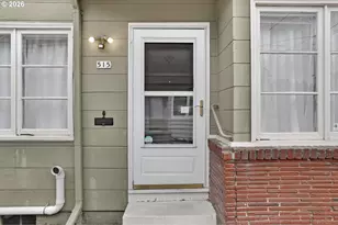 515 N Rosa Parks Way, Portland, OR 97217 - Photo 3