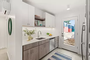 [Address not provided], Milwaukie, OR 97222 - Photo 11