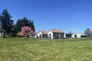 12403 S Eby Rd, Molalla, OR 97038 - Photo 21