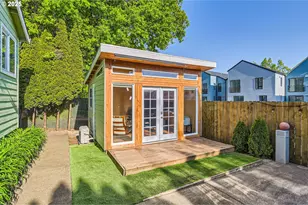 2433 NE Saratoga St, Portland, OR 97211 - Photo 27