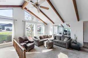 1881 NW Excello Dr, Roseburg, OR 97471 - Photo 3