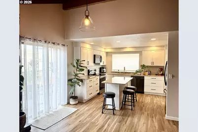 1881 NW Excello Dr, Roseburg, OR 97471 - Photo 13