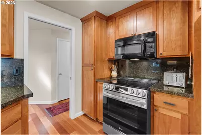 1617 SE 73rd Ave, Hillsboro, OR 97123 - Photo 11