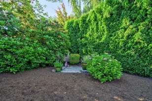 13643 SW Charleston Ln, Portland, OR 97224 - Photo 37